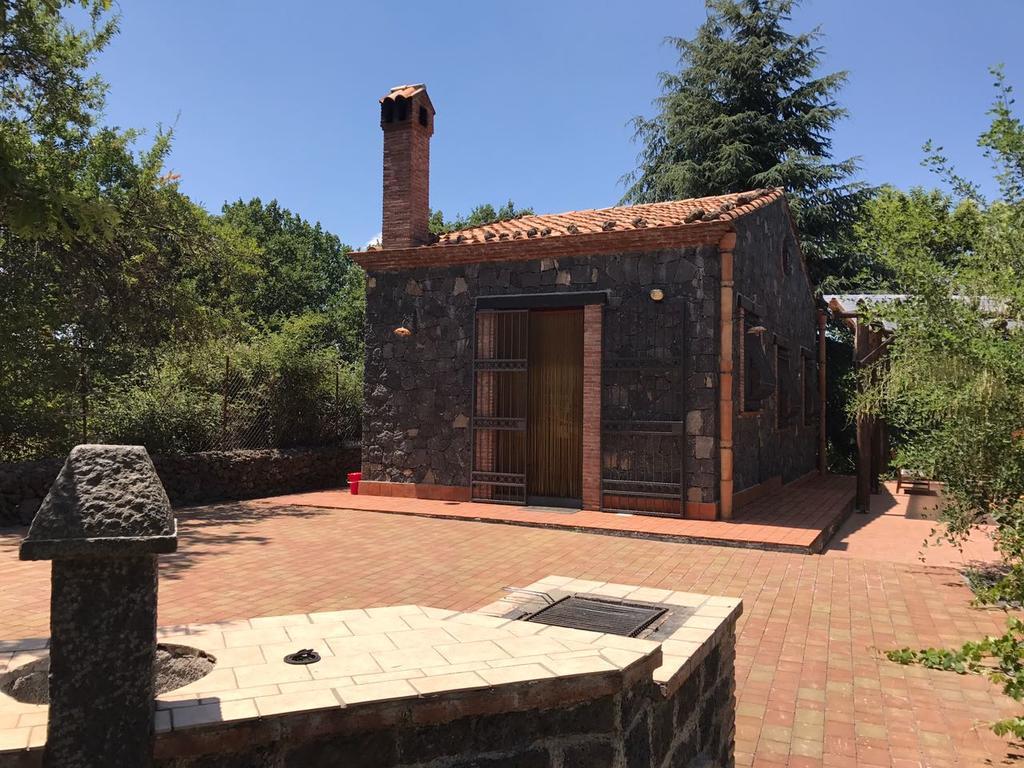 Villa Casa Etna à Bronte Extérieur photo